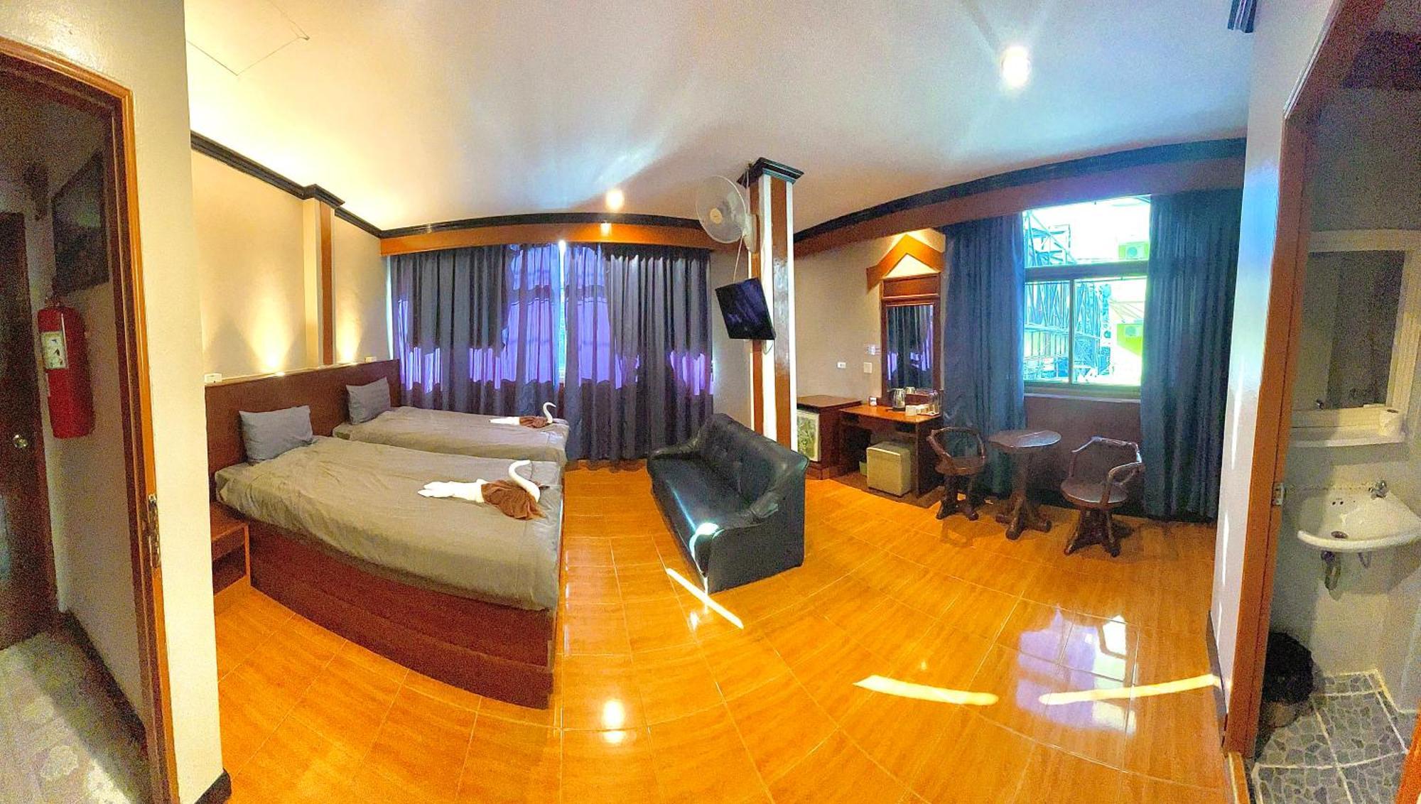 Centre Point Patong酒店 外观 照片